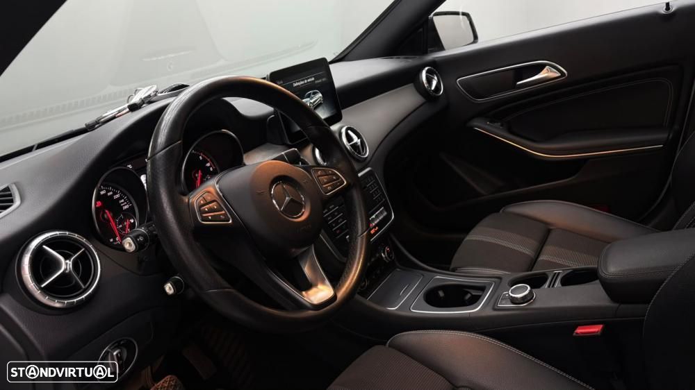 Mercedes-Benz CLA 220 d Shooting Brake Urban Aut. - 15