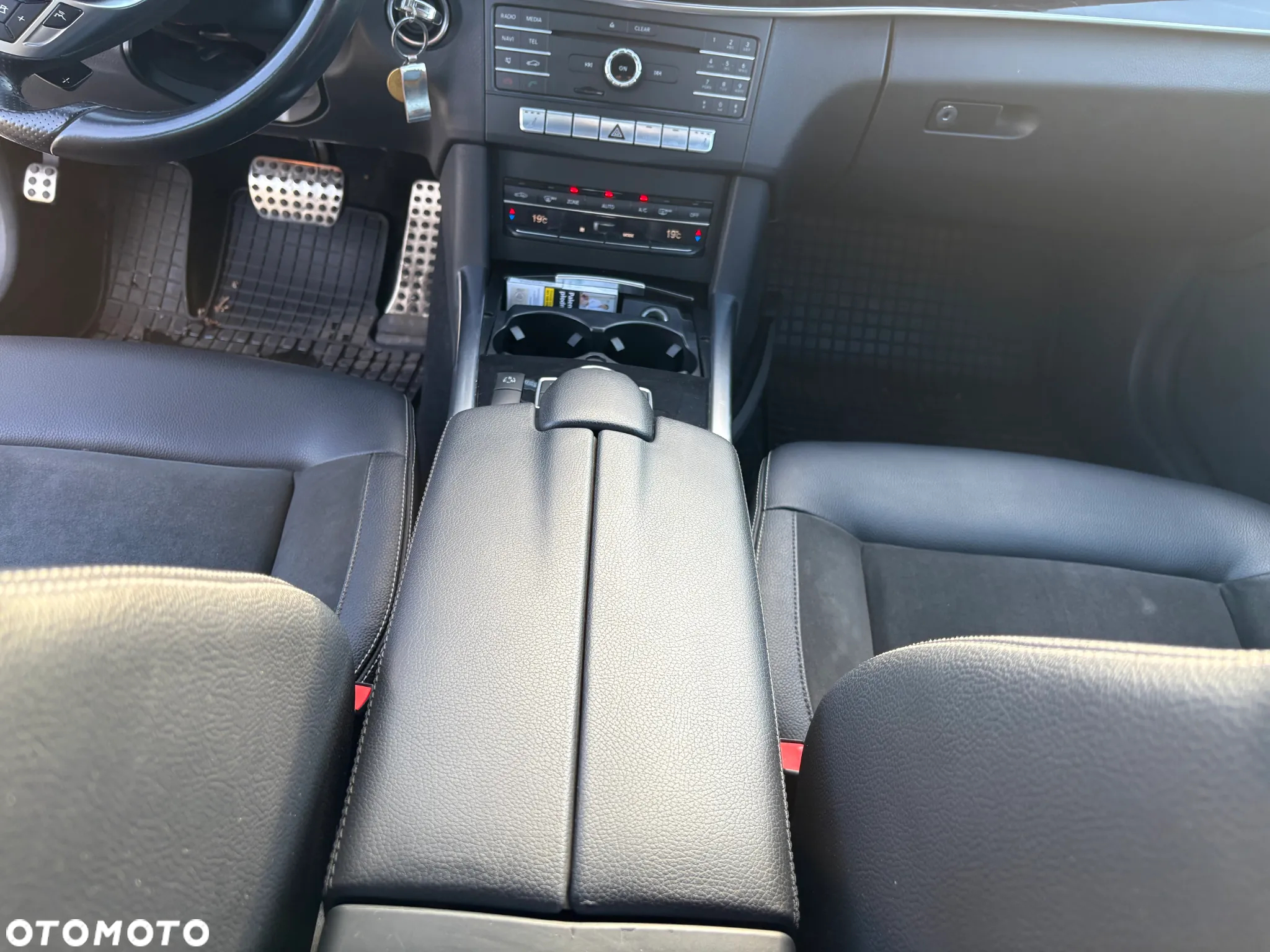 Mercedes-Benz Klasa E 220 BlueTEC 4-Matic Avantgarde - 17