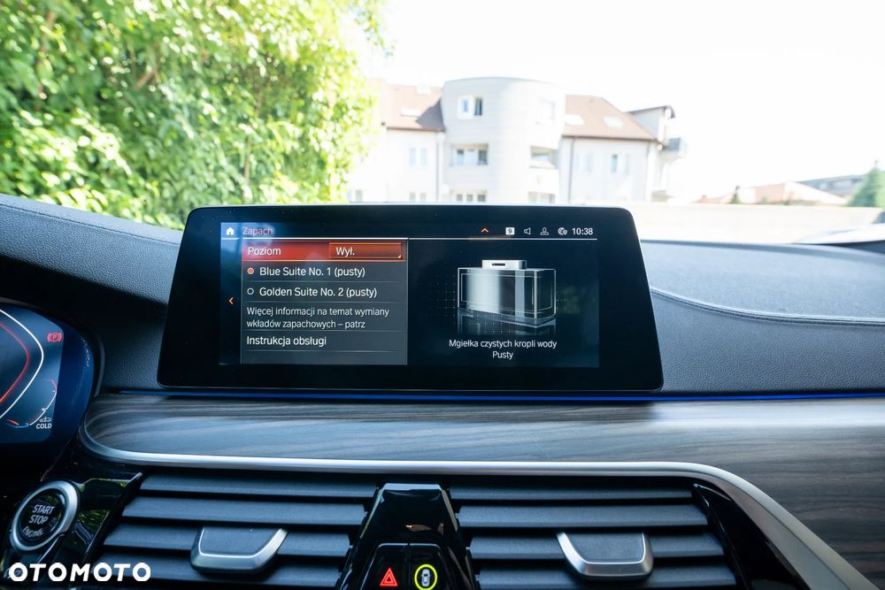 BMW Seria 5 520d xDrive - 15
