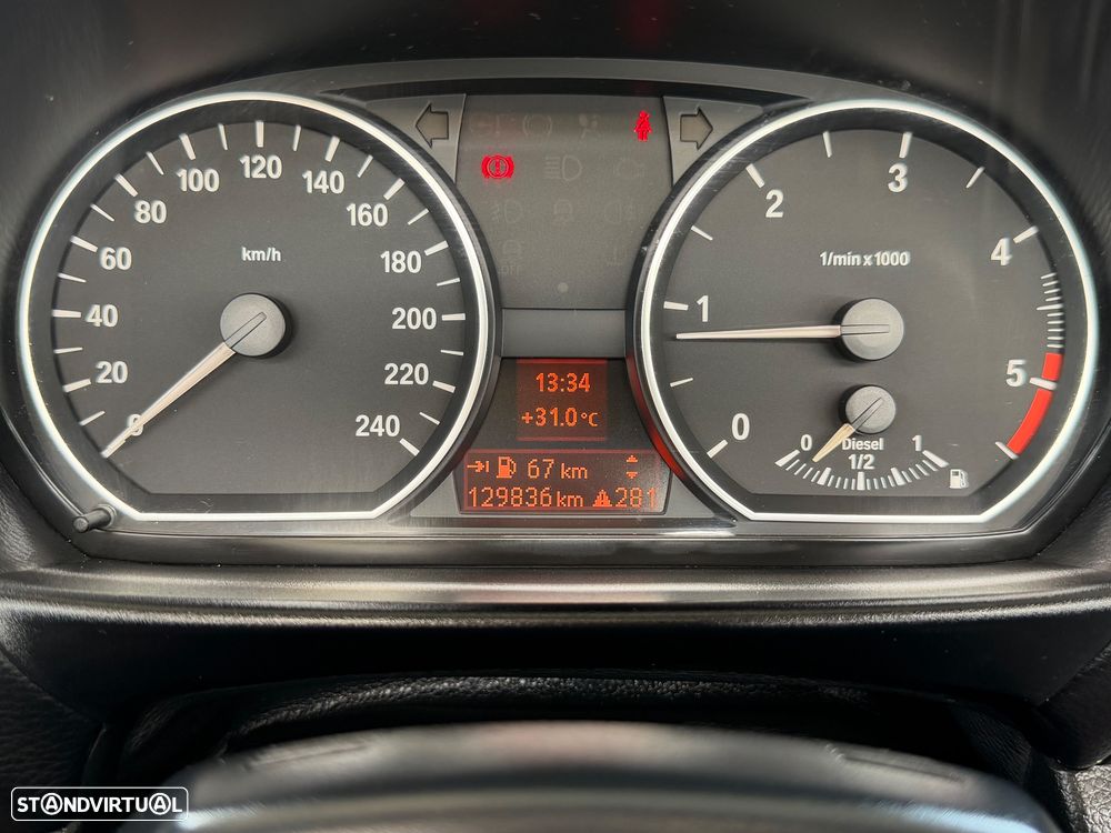 BMW 118 d Edition Sport - 31