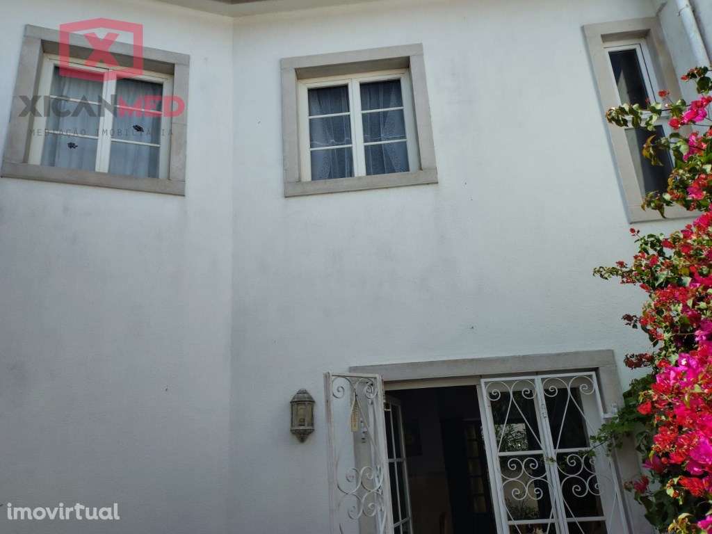 Casa no centro de Almoçageme - Grande imagem: 3/29