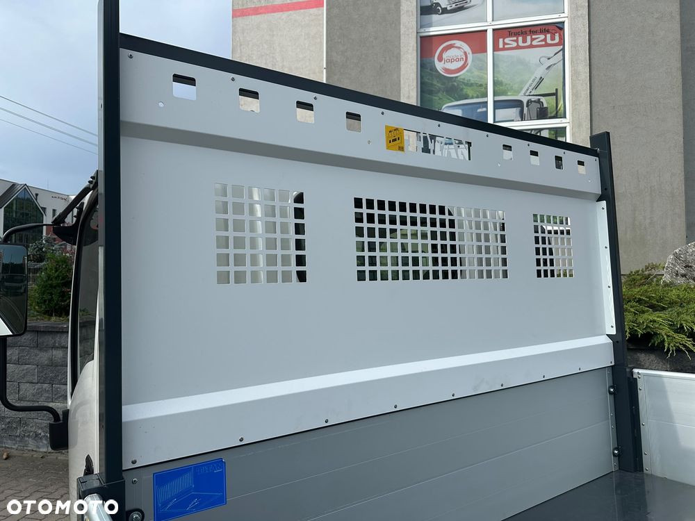 Isuzu M27 GENERATION 2 - 7