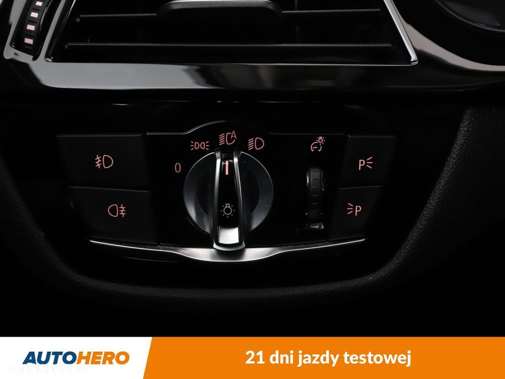 BMW Seria 5 530i Luxury Line - 33