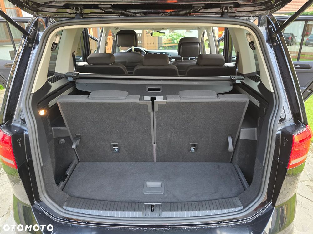 Volkswagen Touran 2.0 TDI BMT Highline DSG - 35