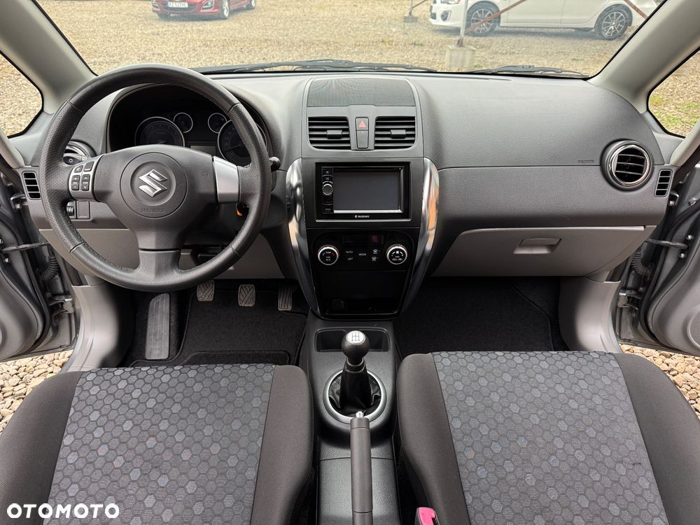 Suzuki SX4 Classic 1.6 VVT 4x4 Style - 9