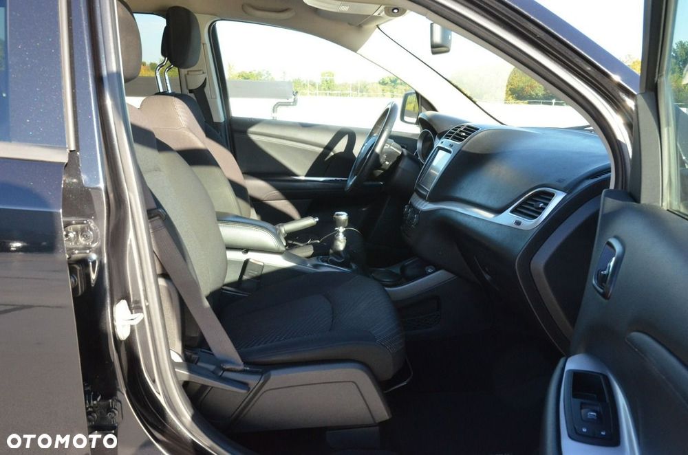 Fiat Freemont 2.0 Multijet Urban - 19