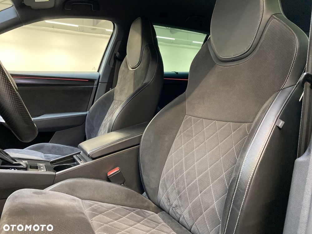 Skoda Superb 2.0 TDI SCR 4x4 Sportline DSG - 15
