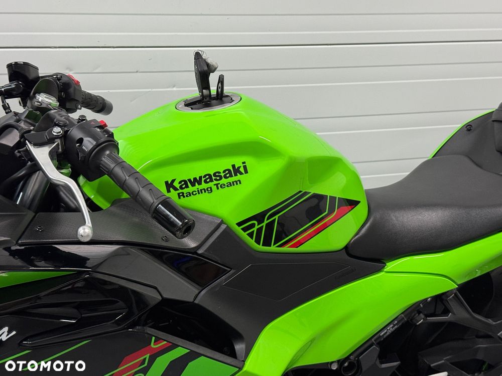 Kawasaki Ninja - 27