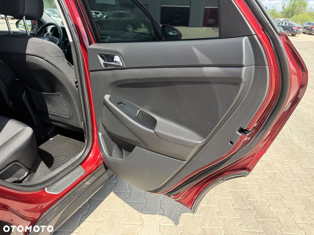 Hyundai Tucson 1.7 CRDI BlueDrive Classic 2WD - 16