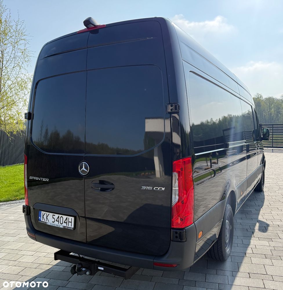 Mercedes-Benz Sprinter - 6