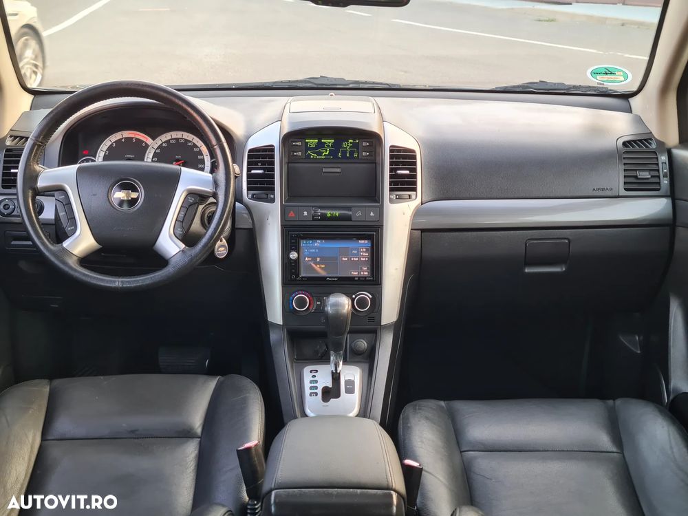 Chevrolet Captiva 2.0 4WD 7 Sitzer Automatik LT - 12