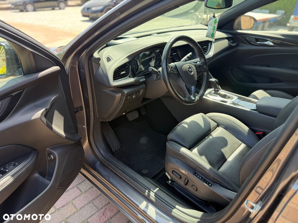 Opel Insignia 2.0 T Business Edition S&S - 17