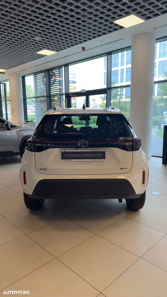 Toyota Yaris Cross 1.5 VVT-i HSD 4x2 Active - 5