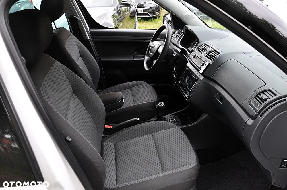 Skoda Roomster 1.2 TSI PLUS EDITION - 23