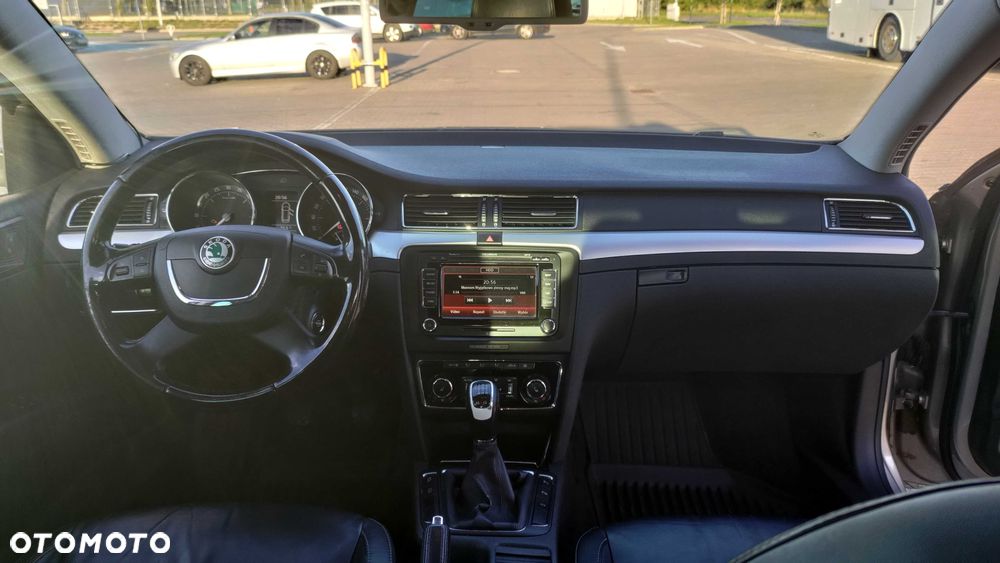 Skoda Superb - 11