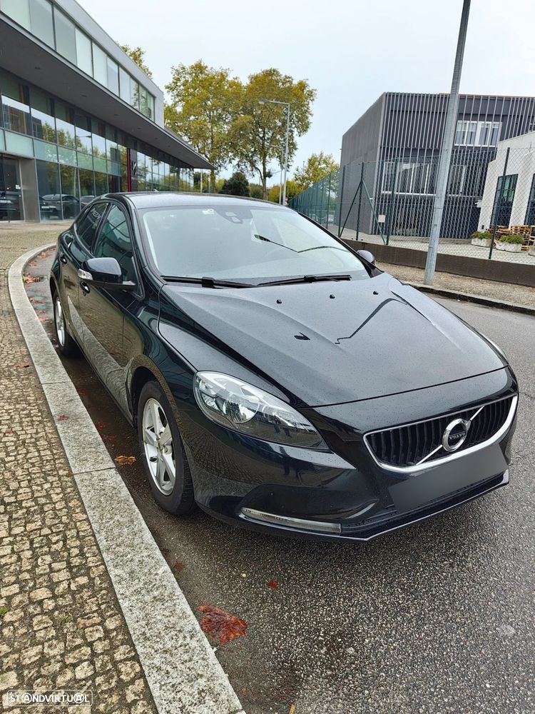 Volvo V40 2.0 D2 Kinetic - 1