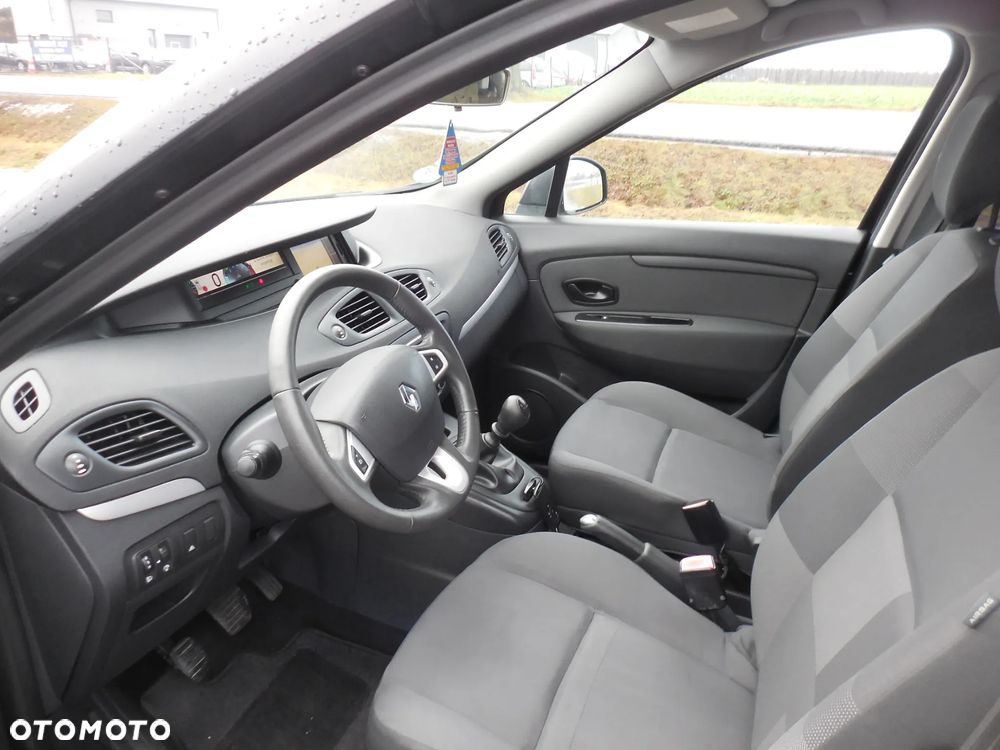 Renault Scenic 1.6 16V 110 Authentique - 15