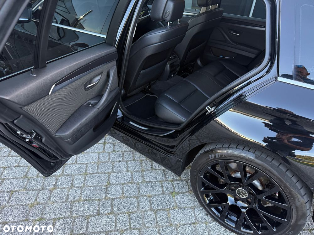 BMW Seria 5 520d Touring - 30