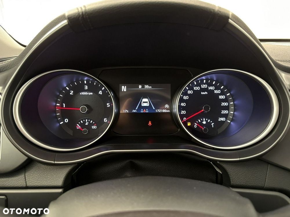 Kia Ceed - 16