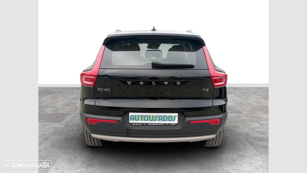 Volvo XC 40 1.5 T3 Tech Edition - 8