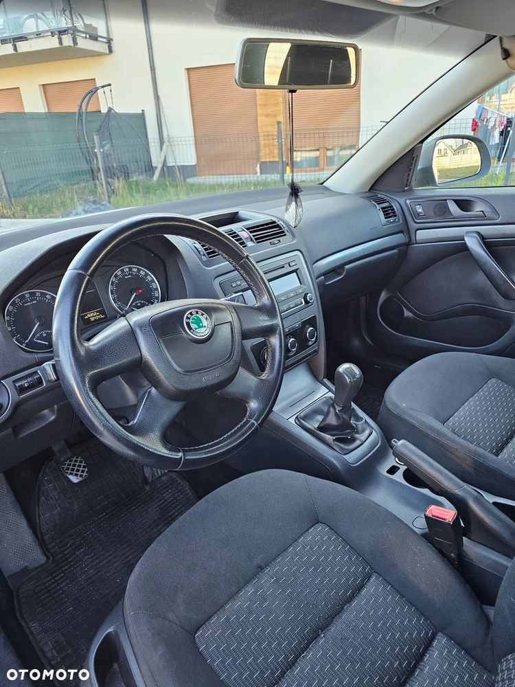 Skoda Octavia 1.6 TDI Classic - 6