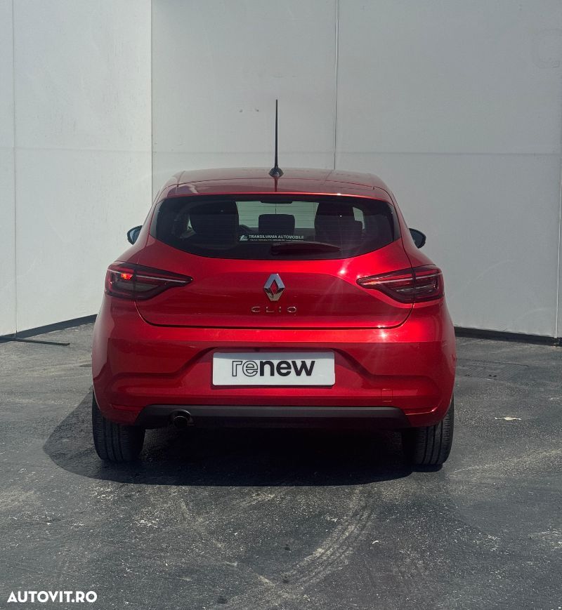 Renault Clio - 7