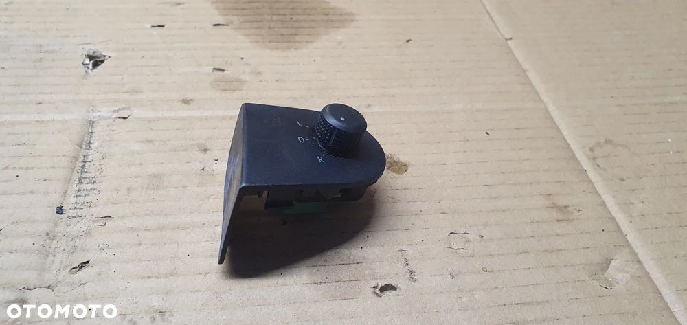Przełącznik regulacji lusterek Ford Galaxy MK1 Lift 7M5959565B - 2