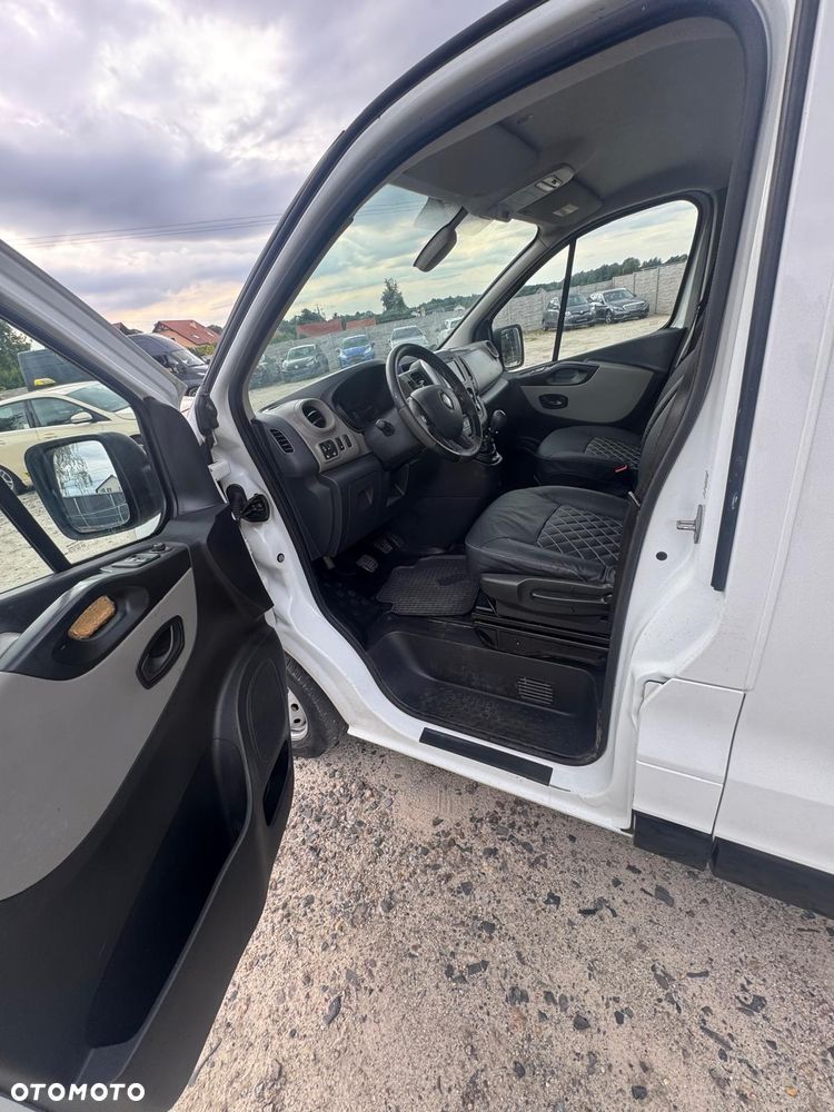 Renault trafic - 6