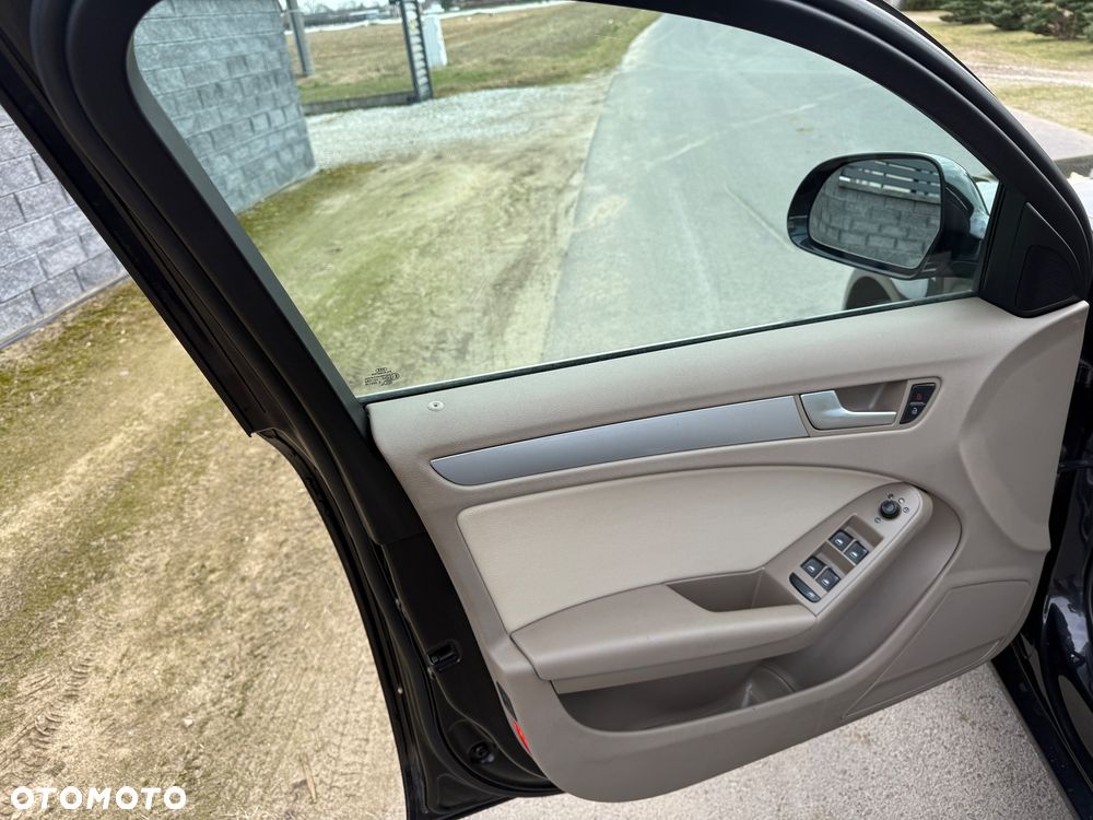 Audi A4 Avant 2.0 TFSI Attraction - 9