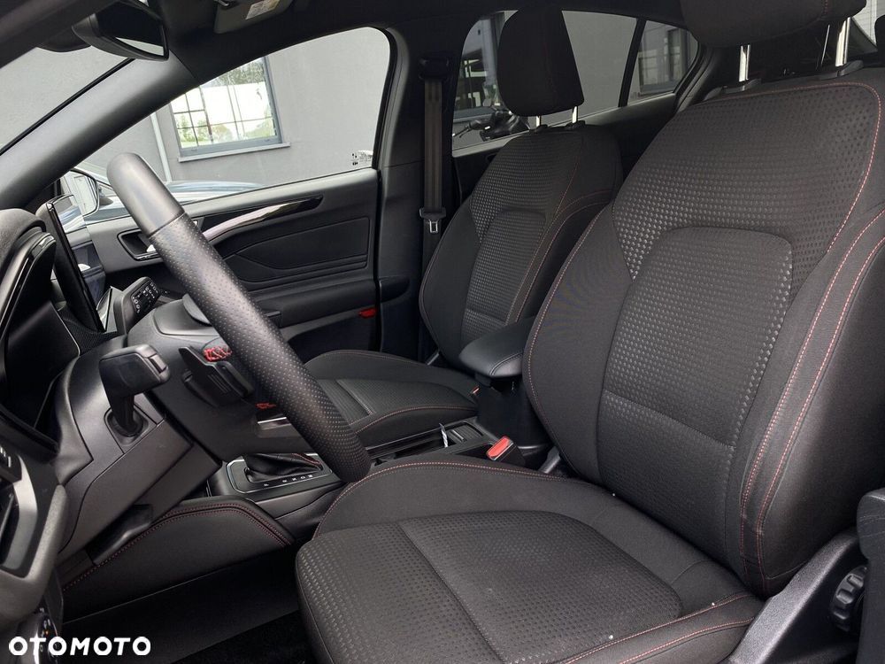 Ford Focus 1.0 EcoBoost mHEV ST-Line X - 13
