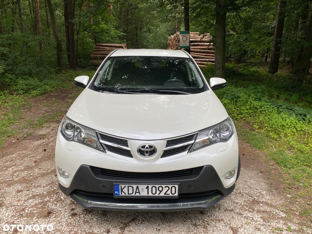 Toyota RAV4 2.0 D-4D Premium - 8