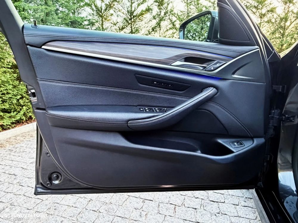 BMW 520 d Aut. M Sport Edition - 10