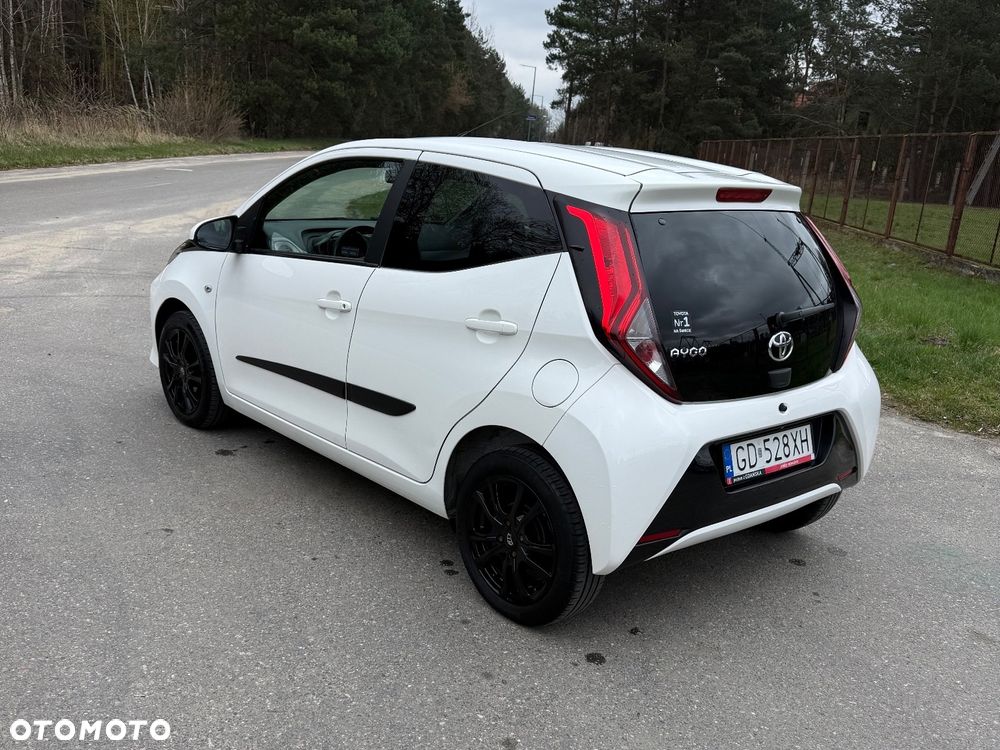 Toyota Aygo 1.0 VVT-i Color Edition - 4