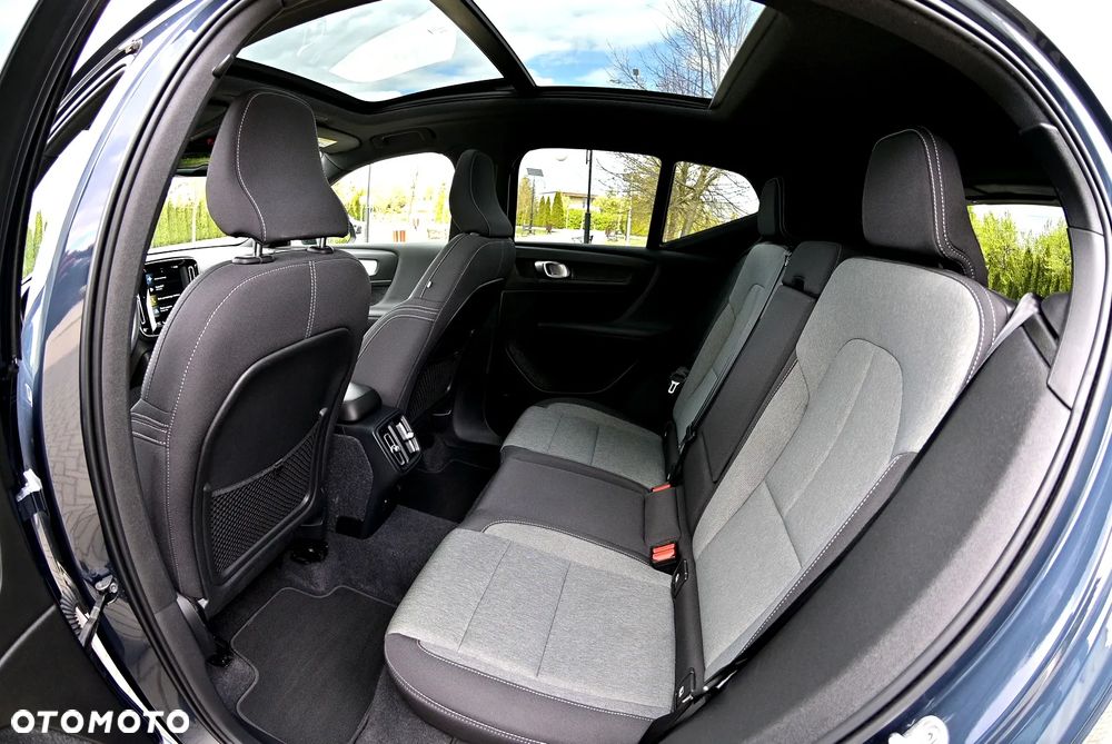 Volvo XC 40 B3 B DKG Plus Bright - 30