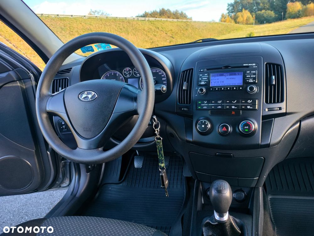 Hyundai i30 1.6 blue Comfort - 16