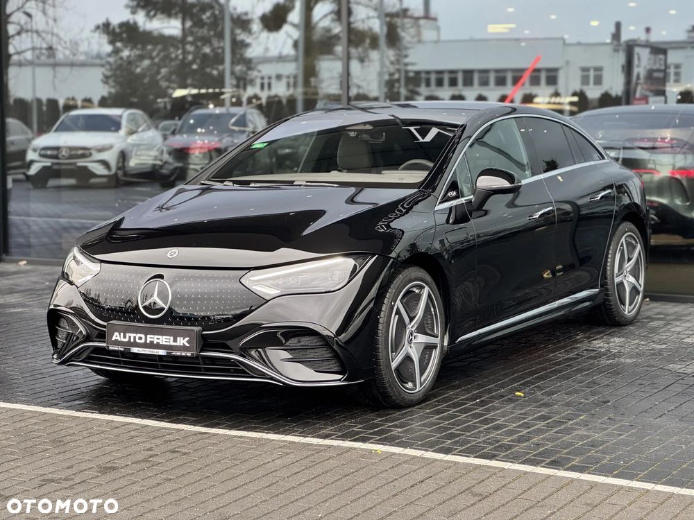 Mercedes-Benz EQE 350 90.5kWh 4-Matic AMG Line - 4