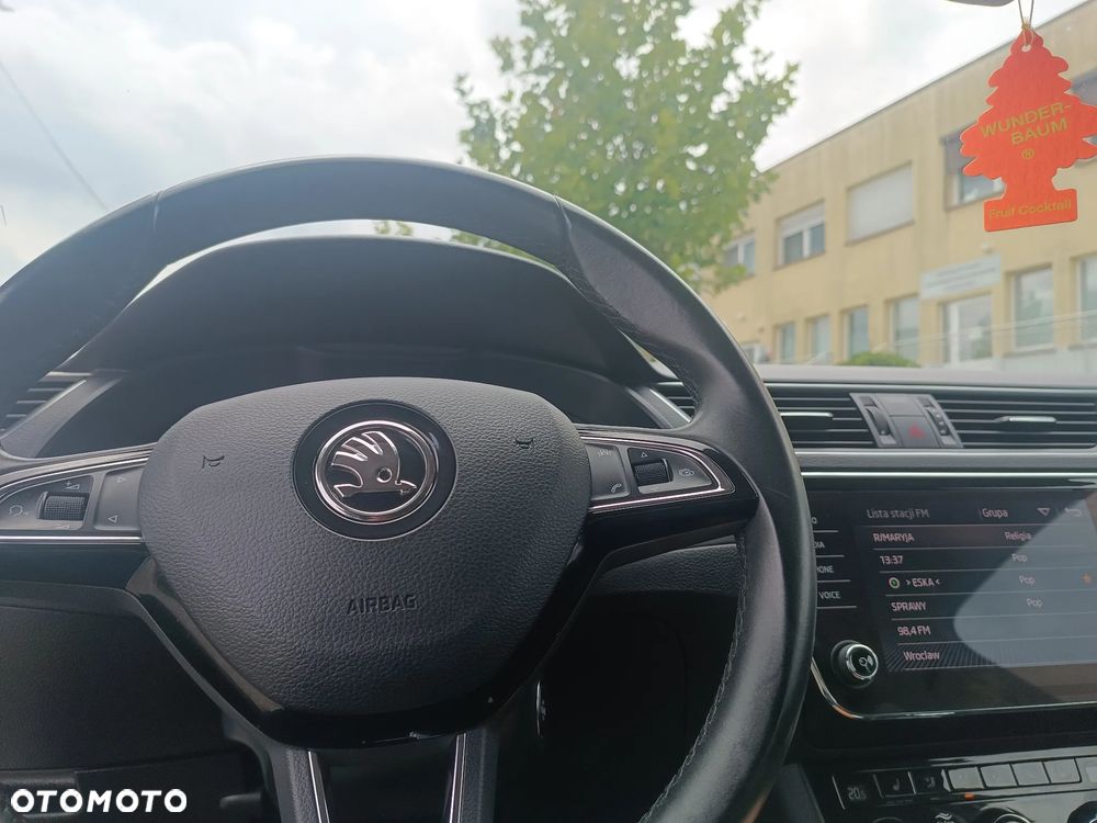Skoda Superb 2.0 TDI 4x4 DSG Sportline - 30