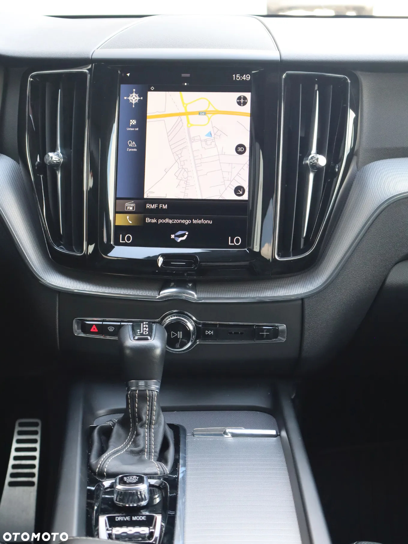 Volvo XC 60 T5 AWD R-Design - 13