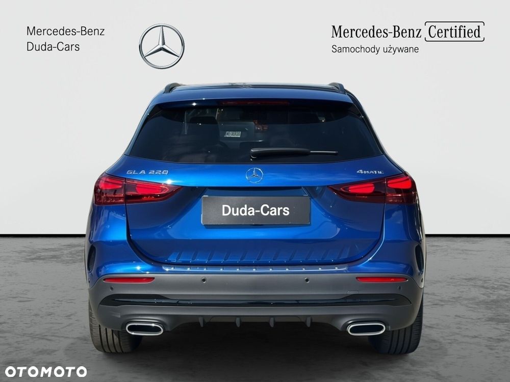 Mercedes-Benz GLA - 6