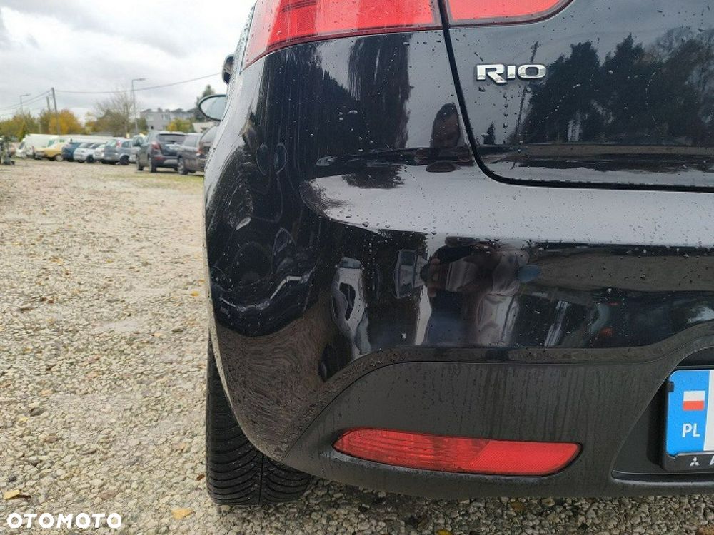 Kia Rio - 9