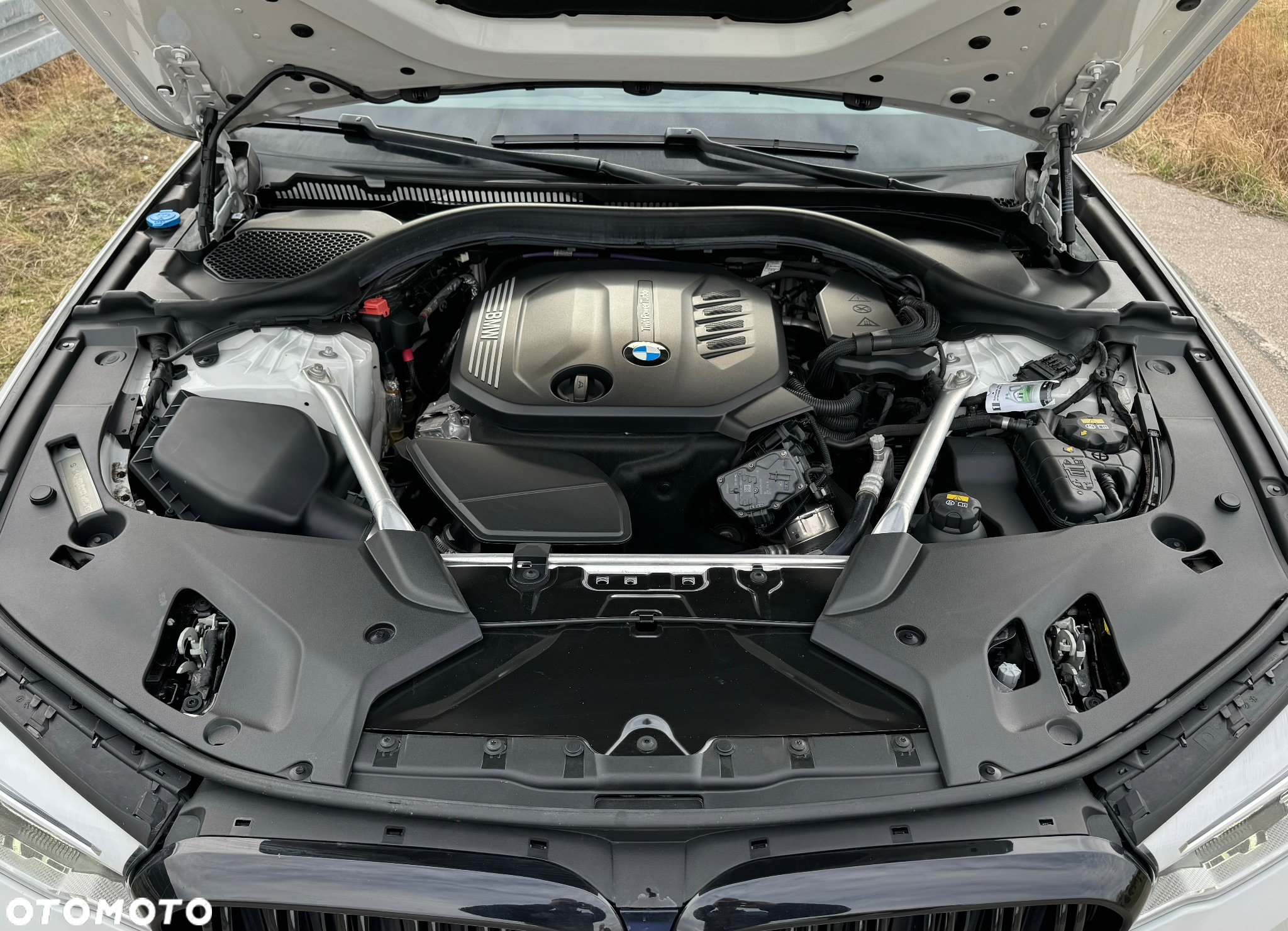 BMW Seria 5 520d xDrive M Sport sport - 28
