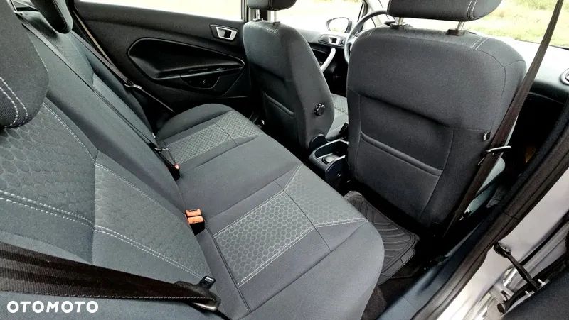 Ford Fiesta 1.4 Titanium - 23