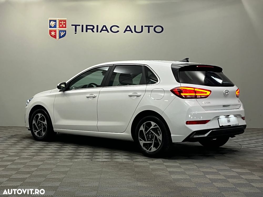 Hyundai i30 1.5 96CP M/T Highway - 4