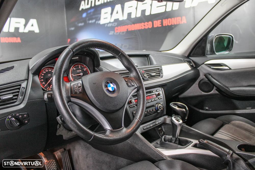 BMW X1 sDrive20d - 20