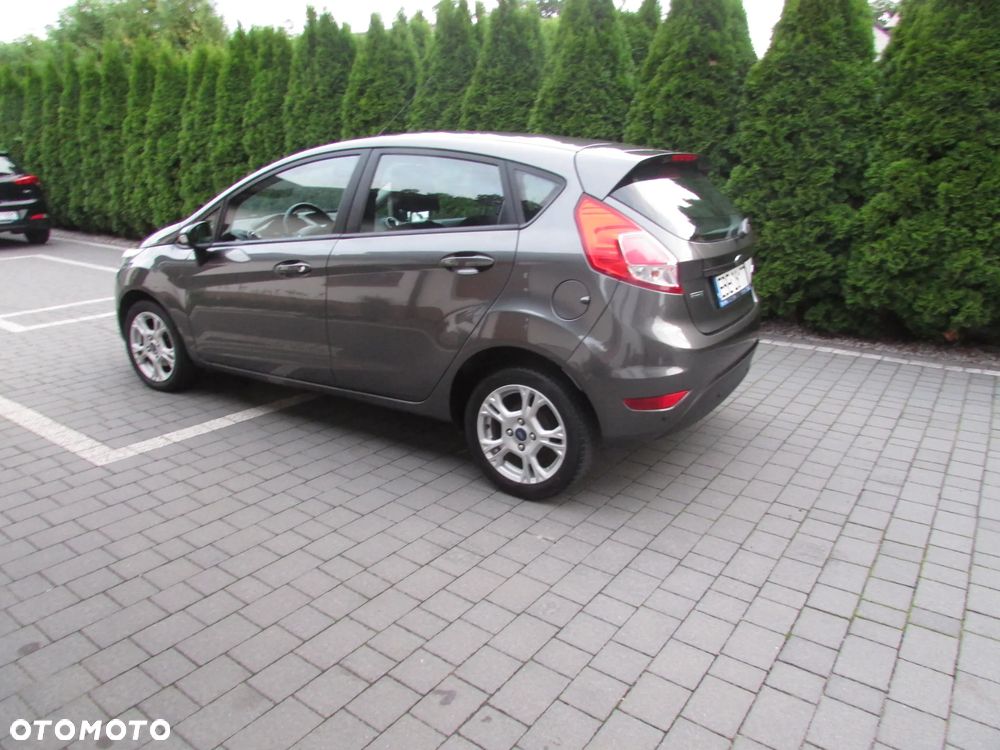 Ford Fiesta 1.0 EcoBoost S&S TITANIUM - 7