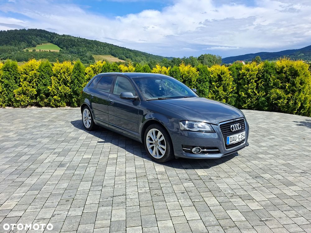 Audi A3 Sportback 1.6 TDI Attraction - 6