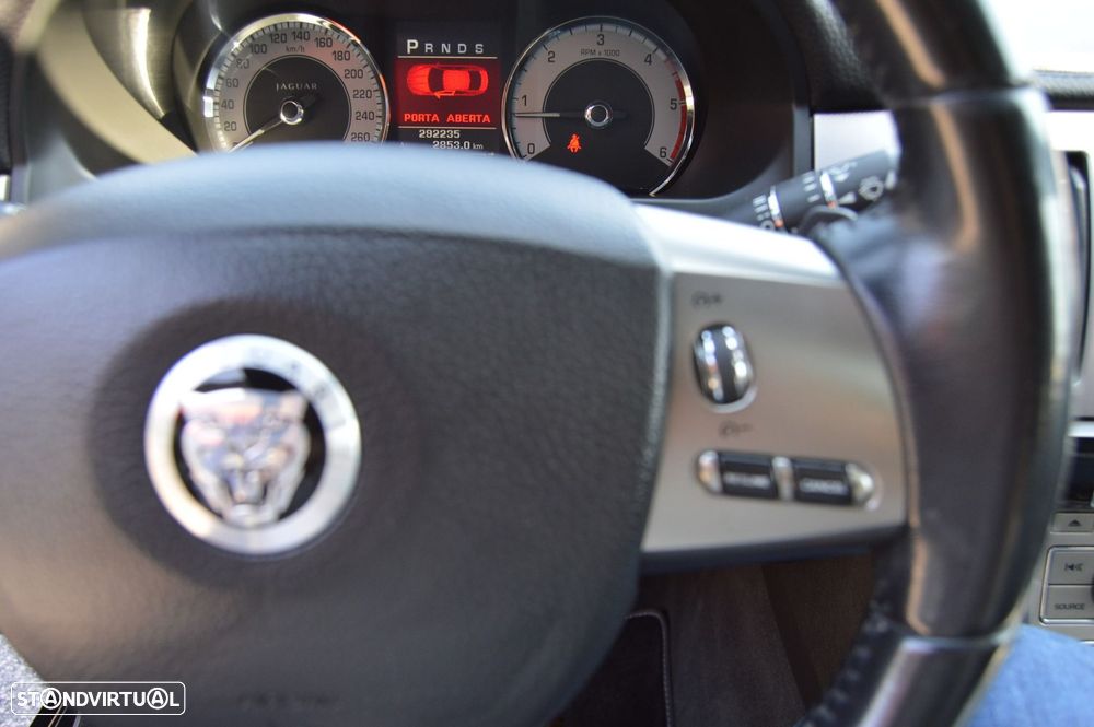 Jaguar XF 3.0 D V6 S Premium Luxury - 49