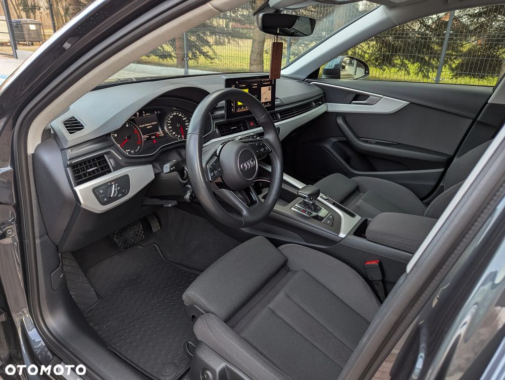 Audi A4 Avant 30 TDI S tronic advanced - 7