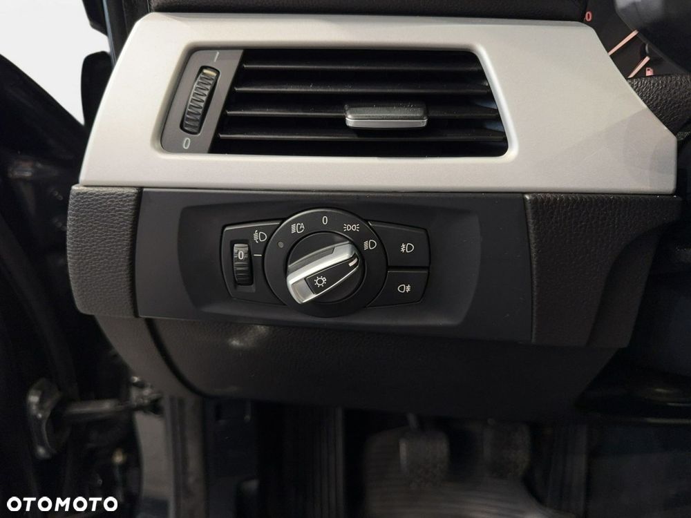BMW Seria 3 - 23
