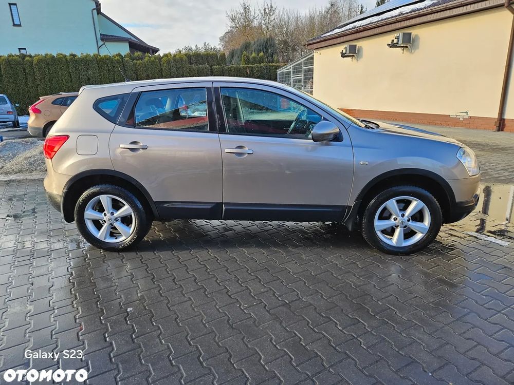 Nissan Qashqai - 4
